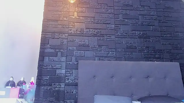 bruno miller  online show from December 3, 2025, 10:30 pm