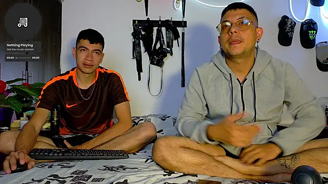 Snapshot of Nymphobuddies chatting on January 3, 2025, 3:38 am Nymphobuddies online show from January 3, 2025, 3:38 am