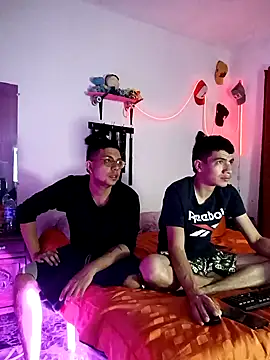 Snapshot of Nymphobuddies chatting on January 10, 2025, 10:04 pm Nymphobuddies online show from January 10, 2025, 10:04 pm