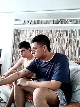 Snapshot of Nymphobuddies chatting on January 14, 2025, 7:53 pm Nymphobuddies online show from January 14, 2025, 7:53 pm