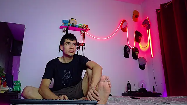 Snapshot of Nymphobuddies chatting on January 23, 2025, 8:35 pm Nymphobuddies online show from January 23, 2025, 8:35 pm