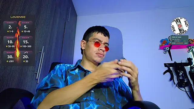 Snapshot of Nymphobuddies chatting on February 18, 2025, 1:10 am Nymphobuddies online show from February 18, 2025, 1:10 am