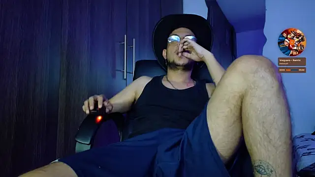 Snapshot of Nymphobuddies chatting on March 1, 2025, 3:32 am Nymphobuddies online show from March 1, 2025, 3:32 am