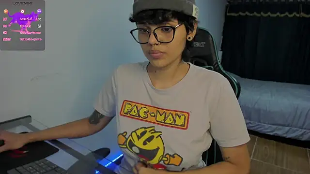 Snapshot of gooddess_isis chatting on December 11, 2024, 4:18 am gooddess isis online show from December 11, 2024, 4:18 am