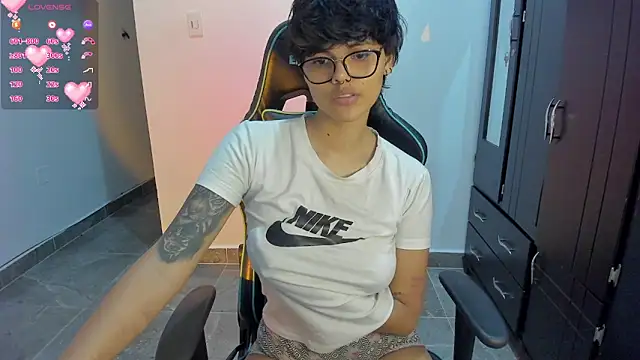 Snapshot of gooddess_isis chatting on January 23, 2025, 4:41 am gooddess isis online show from January 23, 2025, 4:41 am