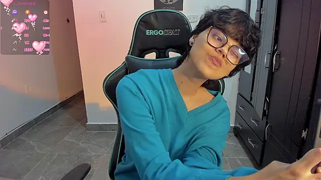 Snapshot of gooddess_isis chatting on January 25, 2025, 4:02 am gooddess isis online show from January 25, 2025, 4:02 am