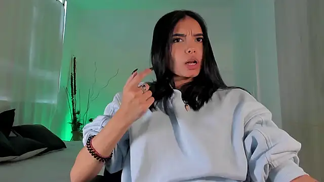 AnabelWolf online show from January 27, 2025, 7:13 pm