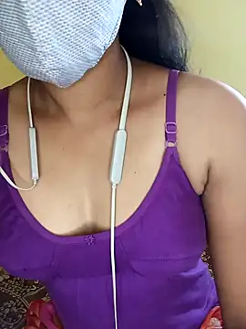Snapshot of Tamil_Shalini_Lustyy chatting on February 5, 2025, 8:54 am Tamil Shalini Lustyy online show from February 5, 2025, 8:54 am