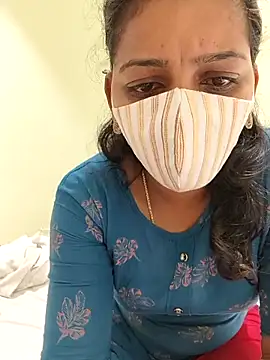 Tamil Shalini Lustyy online show from December 3, 2025, 12:40 am