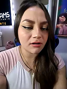 cherry coper online show from September 26, 2025, 1:48 pm