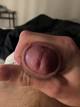 alixbg33 online show from December 5, 2024, 9:06 pm