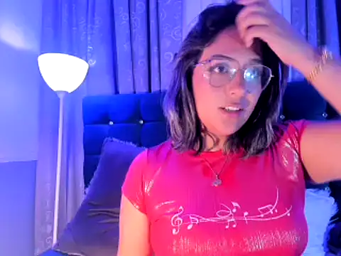 Snapshot of Pandoracherry chatting on January 10, 2025, 8:29 am Pandoracherry online show from January 10, 2025, 8:29 am