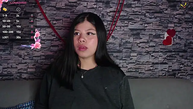 Snapshot of sofi_bronw chatting on February 20, 2025, 7:08 pm sofi bronw online show from February 20, 2025, 7:08 pm