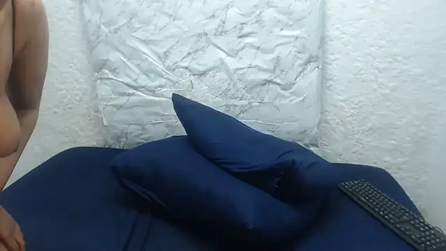 LolaTwerksXX online show from March 4, 2025, 3:11 am