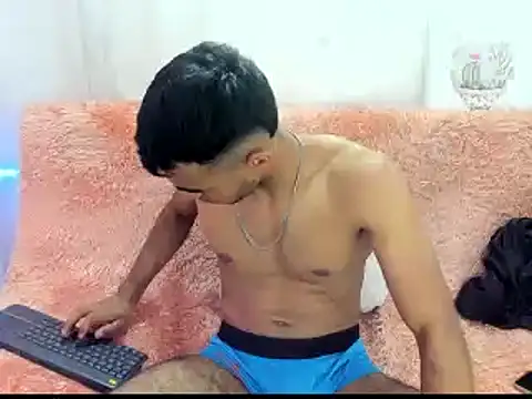 alessandro 2005 online show from February 4, 2025, 12:08 am