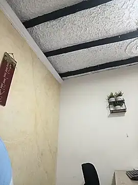 LIZ-06  online show from March 5, 2025, 6:45 pm