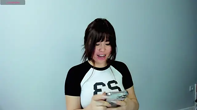 may mia online show from February 2, 2025, 4:59 am