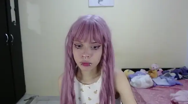 Snapshot of hachi_kitty chatting on January 7, 2025, 2:31 am hachi kitty online show from January 7, 2025, 2:31 am