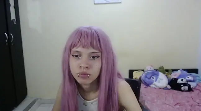 Snapshot of hachi_kitty chatting on January 18, 2025, 12:26 pm hachi kitty online show from January 18, 2025, 12:26 pm