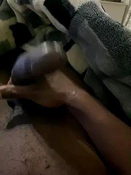 Snapshot of GangsterCouple-Aimy-Jonny chatting on November 18, 2025, 1:00 am GangsterCouple-Aimy-Jonny online show from November 18, 2025, 1:00 am