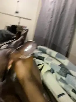 Snapshot of GangsterCouple-Aimy-Jonny chatting on February 16, 2026, 1:24 am GangsterCouple-Aimy-Jonny online show from February 16, 2026, 1:24 am