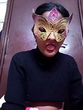 BabySlimmy10 online show from November 26, 2025, 7:04 pm