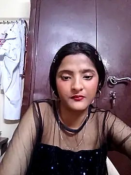 BabySlimmy10 online show from February 21, 2026, 7:04 pm