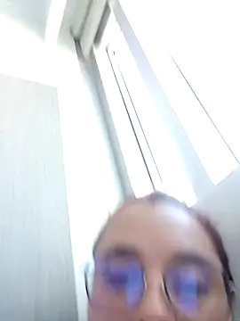 Snapshot of CURVY-HORNY chatting on September 25, 2025, 9:29 pm CURVY-HORNY online show from September 25, 2025, 9:29 pm