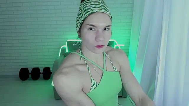 Snapshot of Lisa_Ray chatting on February 17, 2025, 7:04 am Lisa Ray online show from February 17, 2025, 7:04 am