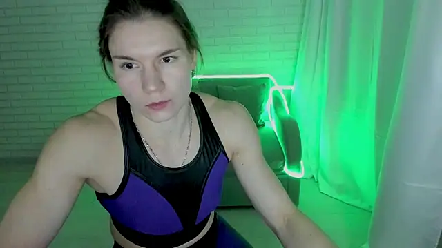 Snapshot of Lisa_Ray chatting on February 19, 2025, 1:51 am Lisa Ray online show from February 19, 2025, 1:51 am