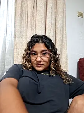 Snapshot of BrendaGirs chatting on October 16, 2025, 2:23 am BrendaGirs online show from October 16, 2025, 2:23 am