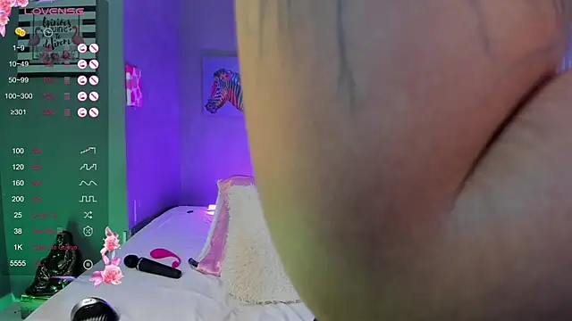 PammelaRoss1 online show from March 11, 2026, 5:19 pm