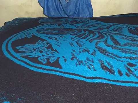 manuamador online show from February 22, 2025, 3:34 am