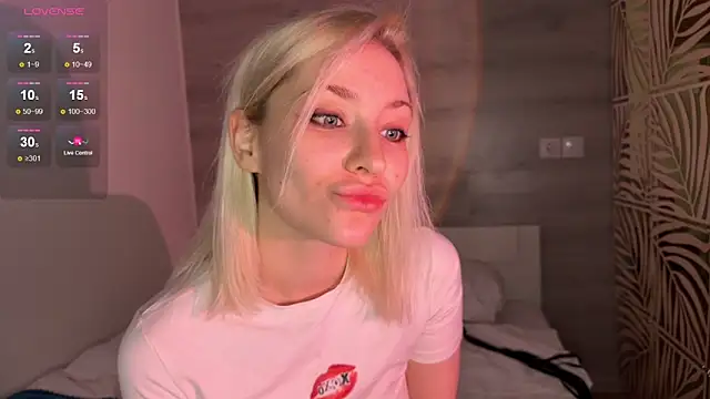 alexa novak online show from November 17, 2025, 2:50 am