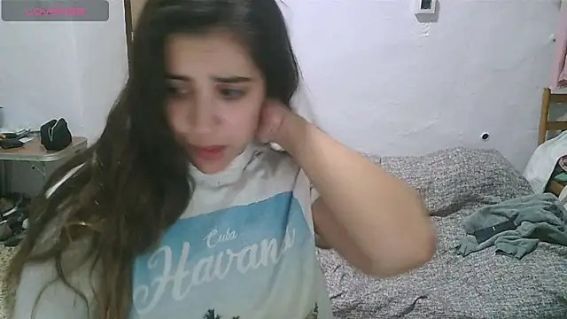 Ursumi1 online show from January 24, 2025, 7:07 pm