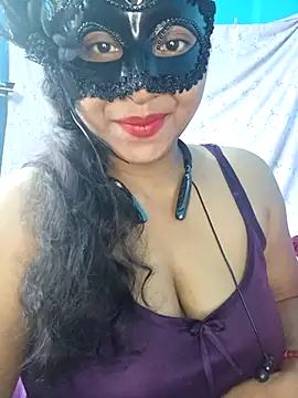 Sexy Mona Bhabhi online show from February 11, 2025, 2:46 am