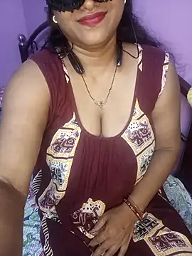Sexy Mona Bhabhi online show from September 19, 2025, 5:46 pm