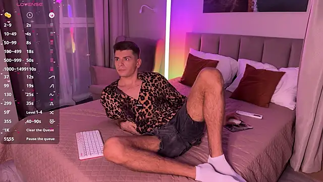 Walt Enjoy online show from November 21, 2025, 5:33 pm