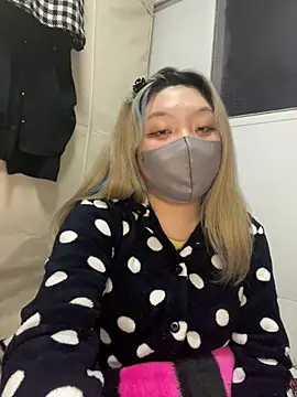 Snapshot of YUNA-yuna chatting on January 11, 2025, 2:58 pm YUNA-yuna online show from January 11, 2025, 2:58 pm