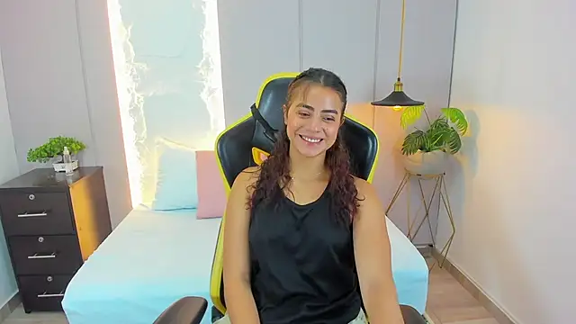 yaya23x online show from March 10, 2025, 12:15 pm