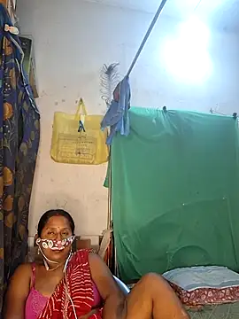 Snapshot of Real_Desi_Couple chatting on July 7, 2026, 4:55 pm Real Desi Couple online show from July 7, 2026, 4:55 pm