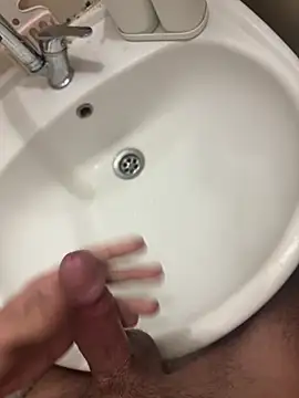 denizli18 online show from April 25, 2026, 6:38 pm