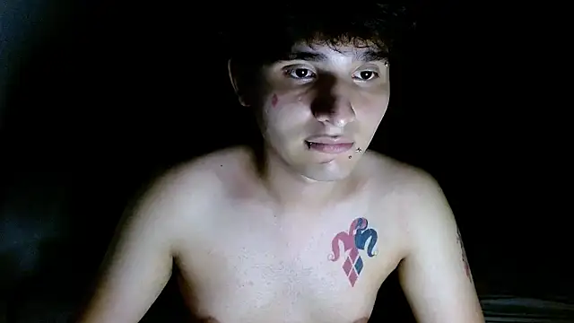 Snapshot of Charley_quin chatting on June 7, 2026, 2:05 am Charley quin online show from June 7, 2026, 2:05 am