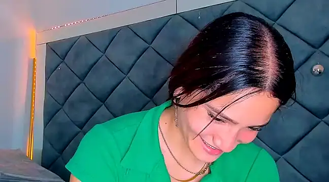 Nellyhills online show from January 31, 2025, 1:33 am