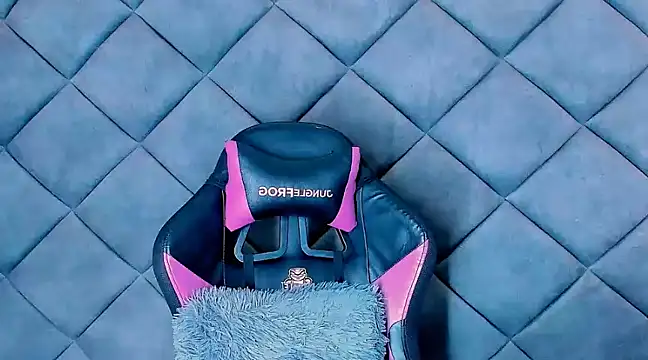 Nellyhills online show from February 7, 2025, 7:27 pm