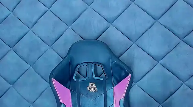 Nellyhills online show from February 8, 2025, 3:42 pm