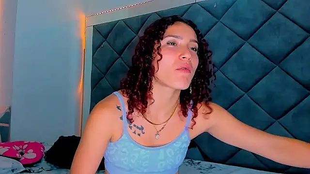 Nellyhills online show from February 18, 2025, 1:54 am