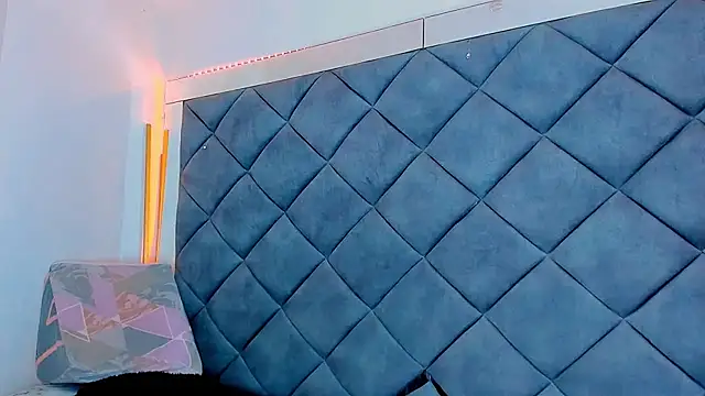 Nellyhills online show from February 20, 2025, 12:47 pm