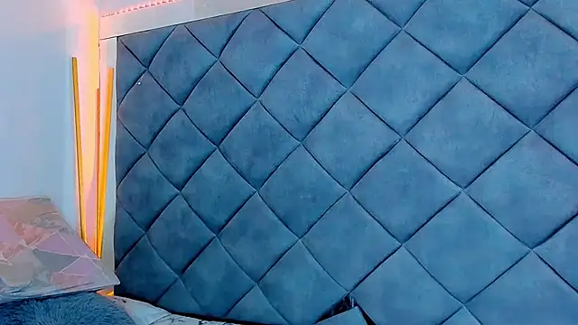 Nellyhills online show from February 21, 2025, 1:00 pm