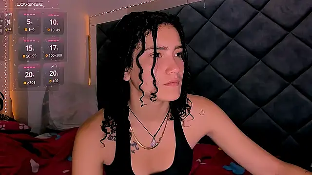 Nellyhills online show from September 10, 2025, 11:10 am